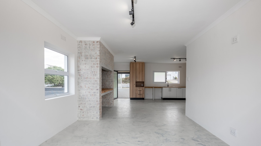 To Let 2 Bedroom Property for Rent in Agulhas Western Cape